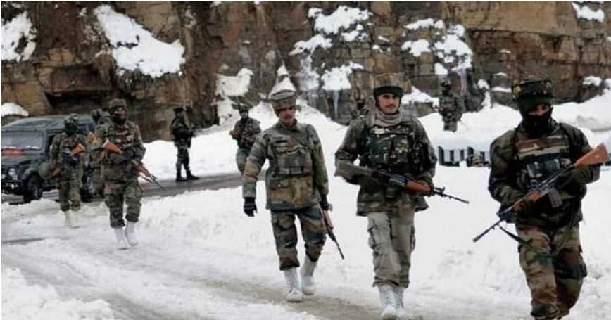 Tension mounts in Ladakh as China brings in more troops; India maintains aggressive posturing