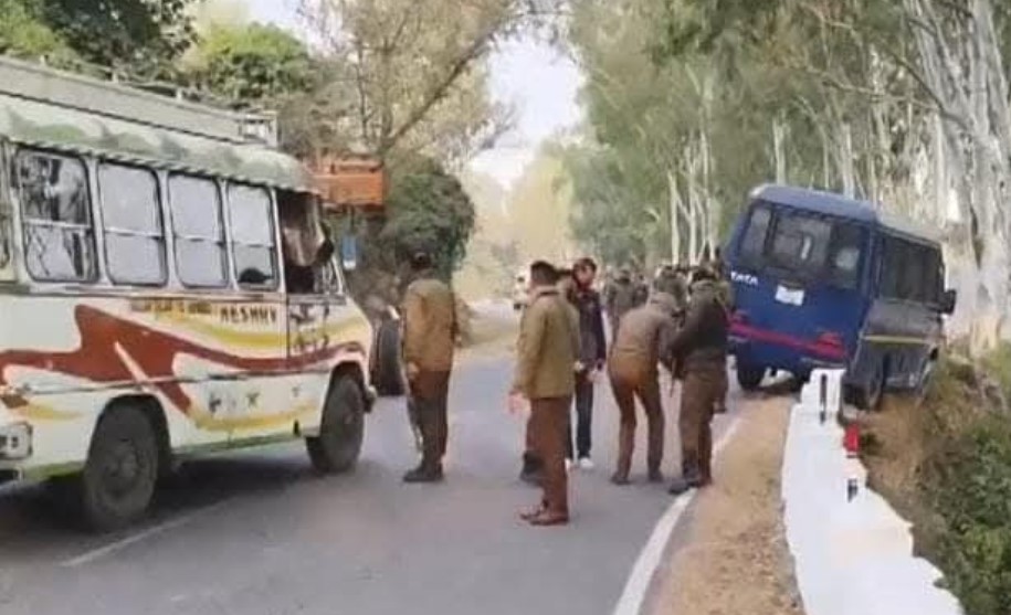Police arrest West Bengal resident with stolen pistol in Srinagar