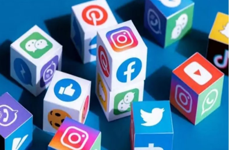 Govt issues guidelines on brand endorsements by social media influencers