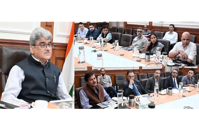 Chief Secy reviews promotion of Homestays across J&K