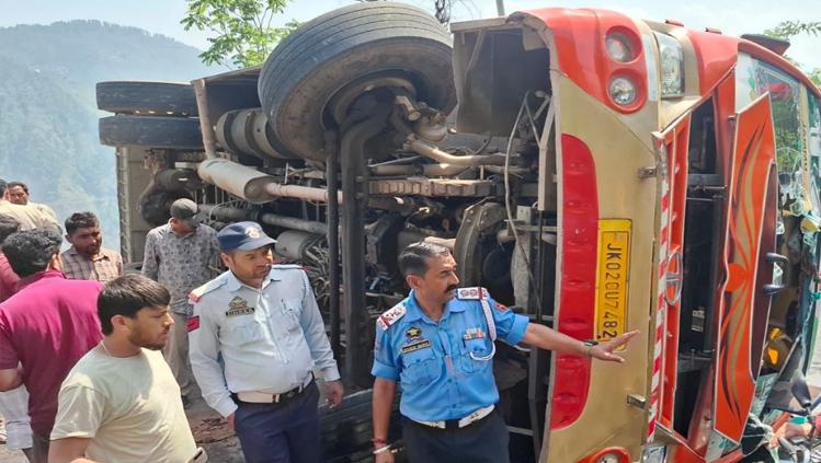 Bus Overturns In J&K’s Ramban; Conductor Killed, 19 Injured