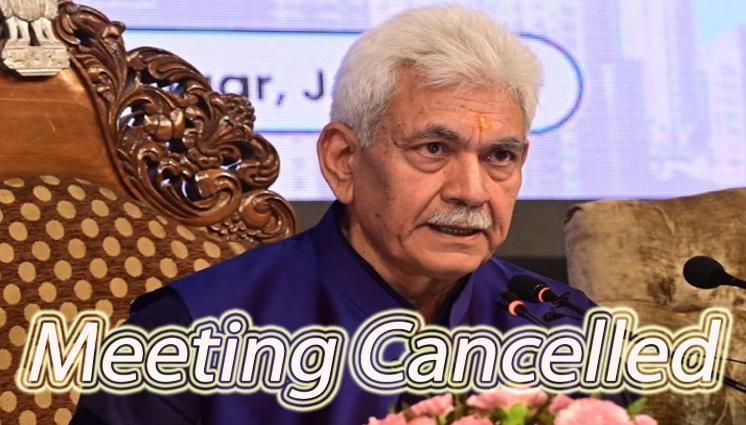 #Jammu mai LG #Manojsinha ki meeting cancelled Srinagar k liye hue ravana :Sources