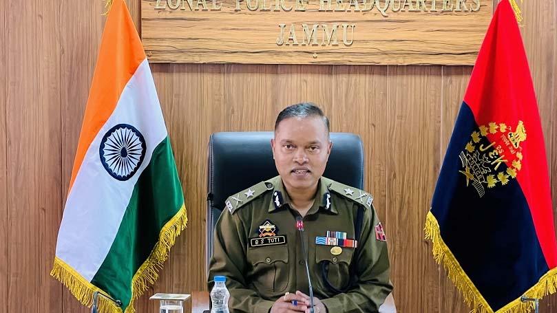 IGP Jammu reviews security situation in Poonch