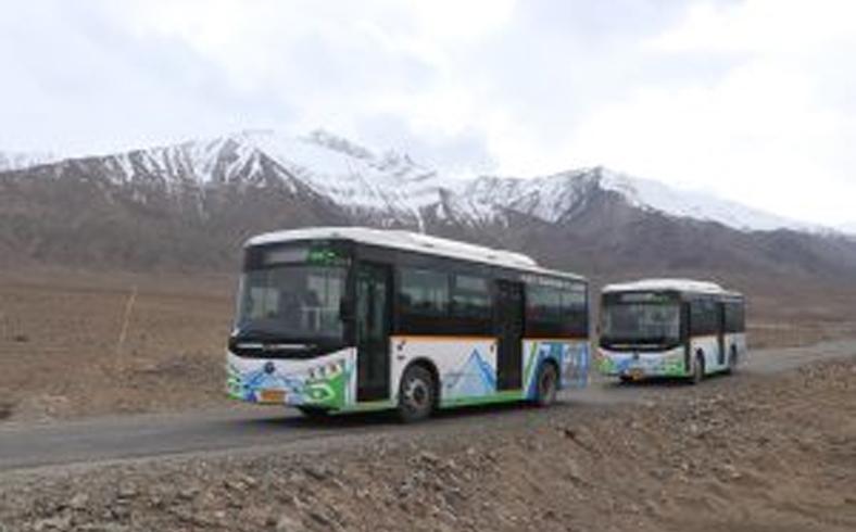 Ladakh’s public transport set to get major boost with sanctioning of 33 e-buses by MoHUA, GoI