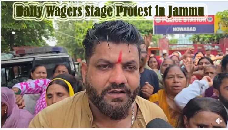 Long-Pending Demands Ignored, Daily Wagers Stage Protest in Jammu