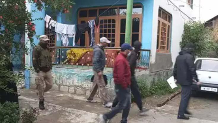 CBK carries out house searches at multiple locations in Central Kashmir’s Srinagar, Budgam
