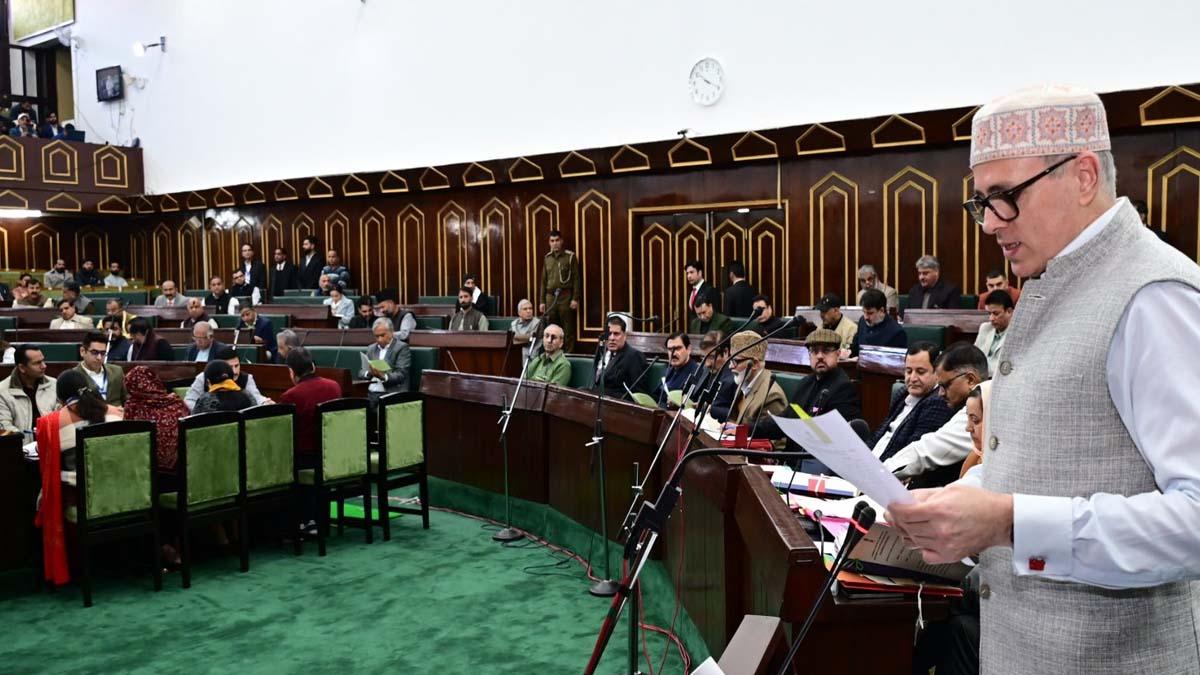 Regularisation of Daily-Rated, Casual Workers on Cards: CM Omar Abdullah