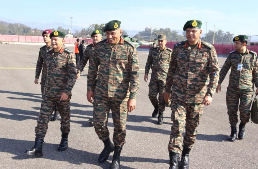 Army chief visits White Knight Corps in Jammu, assess operational preparedness