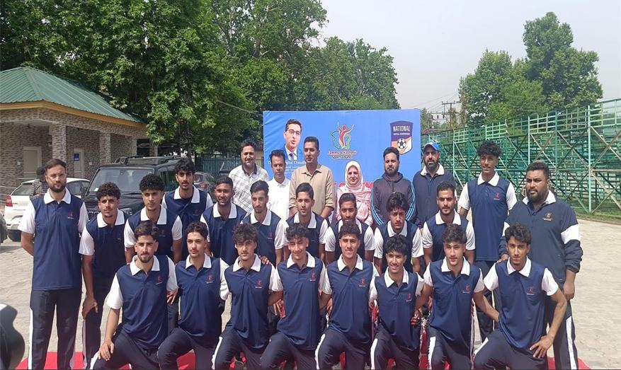 Dr. Shahid Iqbal flags off J&K U-20 Football team for national championship