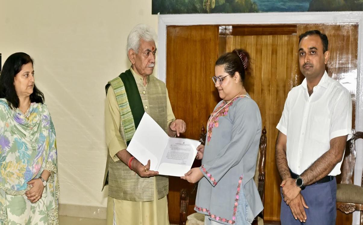 Lieutenant Governor hands over Job Assurance letter to daughter of ADDC Rajouri, Dr. Raj Kumar Thapa martyred during unprovoked shelling by Pakistan