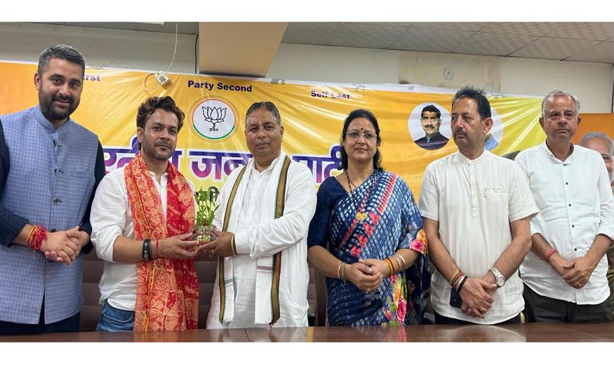 Manoj Sinha, Sat Sharma participate in Rudra Abhishek, seek God Shiv’s blessings for J&K
