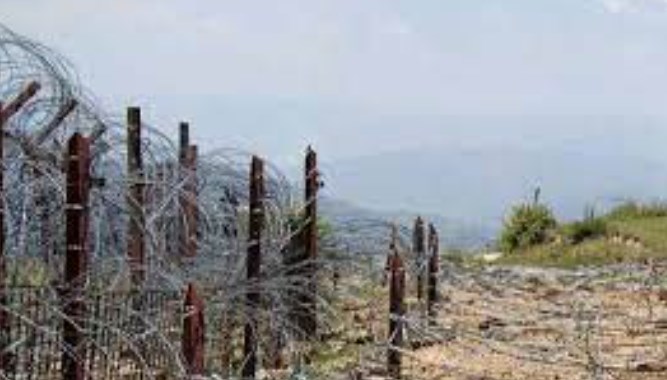 Pak intruder held near LoC in J&K's Poonch