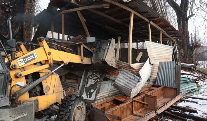 2 illegally constructed hotels; properties of former CMs, relatives seized in Srinagar