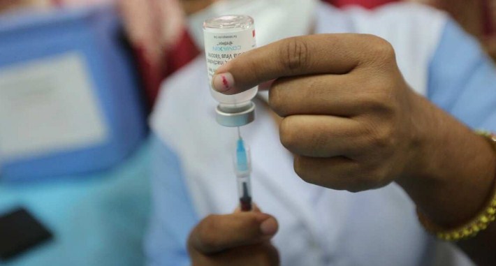Stock for only 3 days left, had to shut some vaccination centres: Maharashtra sends SOS to Centre
