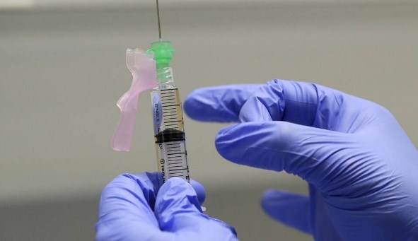 Kashmir records low vaccination figures, people question availability
