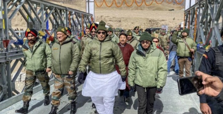 Defence Minister Rajnath Singh will visit Ladakh and Jammu & Kashmir on July 17-18 ; will be accompanied by Army Chief