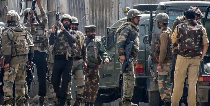 Encounter underway between security forces and terrorists in Jammu and Kashmir's Budgam
