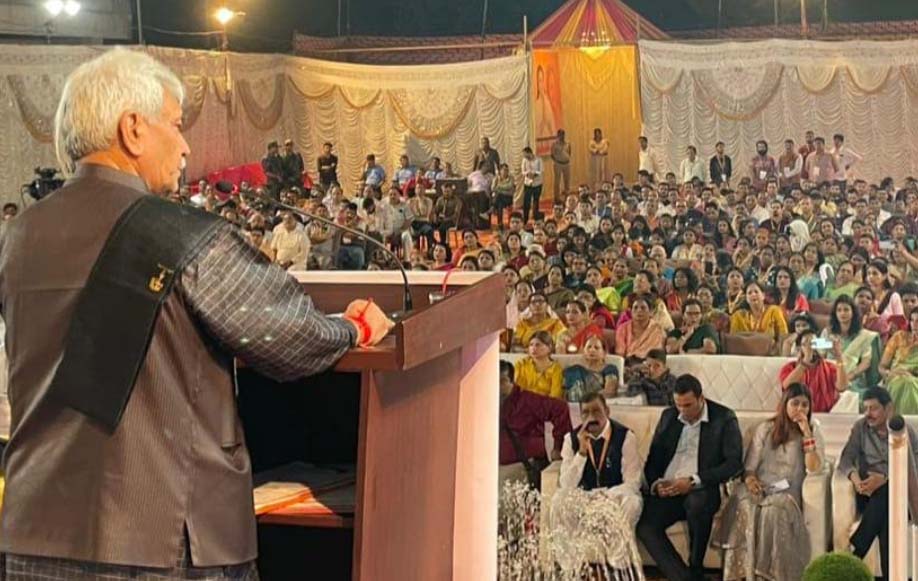Lt Governor pays tributes to Swami Shraddhanand on his punyatithi