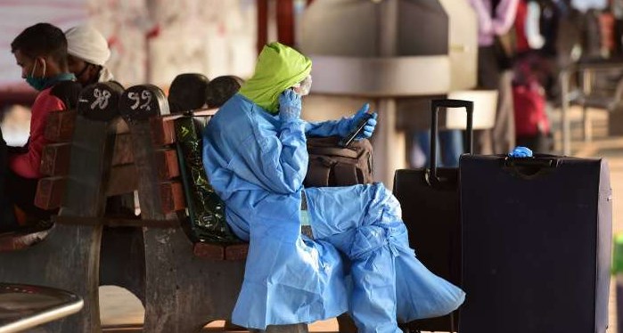 COVID: India reports 1,829 new cases, 33 fatalities in last 24 hours; active cases decline to 15,647