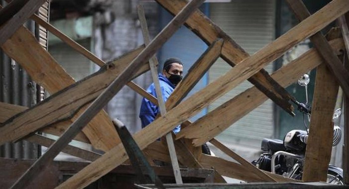 Srinagar Admin declares eight more areas as Containment Zones