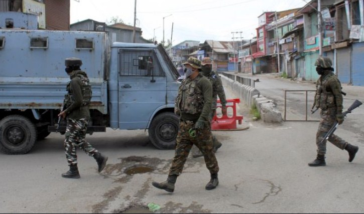 Two security personnel go missing in Jammu and Kashmir