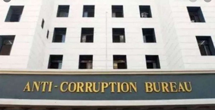 NT earns Rs 45 lac salary for 11 year has property worth crores, arrested by ACB