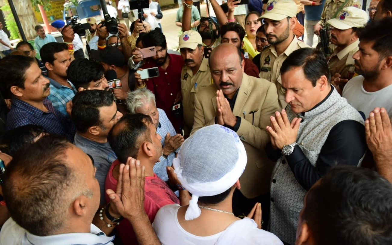 Dy CM, APD Minister attend last rites of Gagangir terror attack victim
