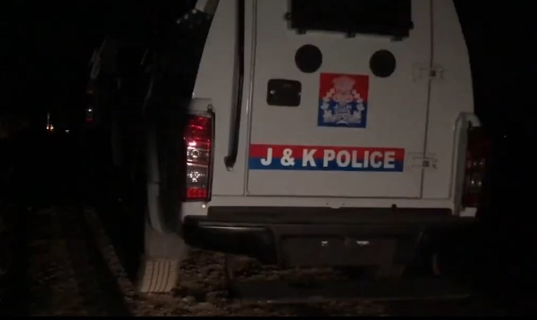 Police constable shot at, injured in Srinagar’s Bemina