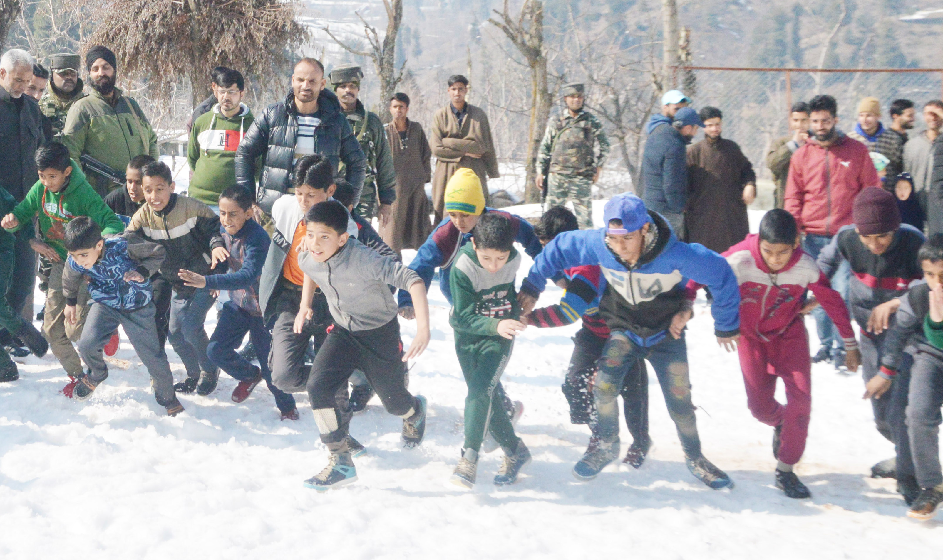 First ever winter games commence at Singhpora Chhatroo, Kishtwar