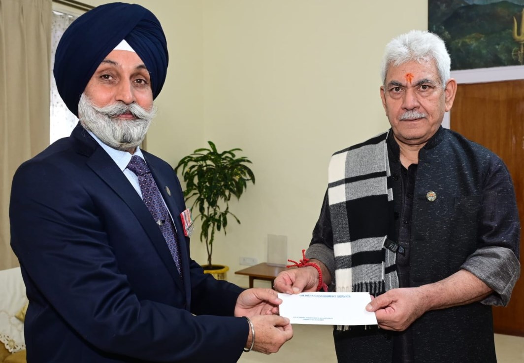 LG Manoj Sinha urges people to Generously contribute to Armed Forces Flag Day Fund