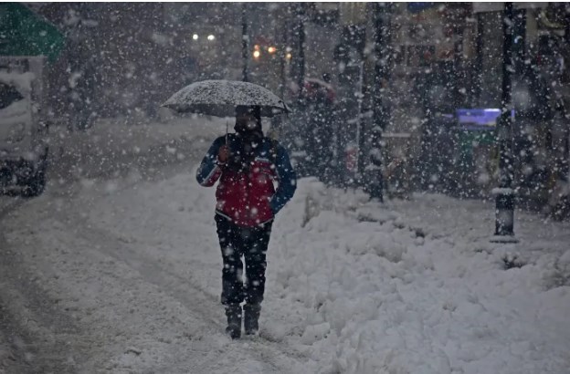 Western disturbance to cause snowfall over higher reaches of Kashmir on December 16: MeT