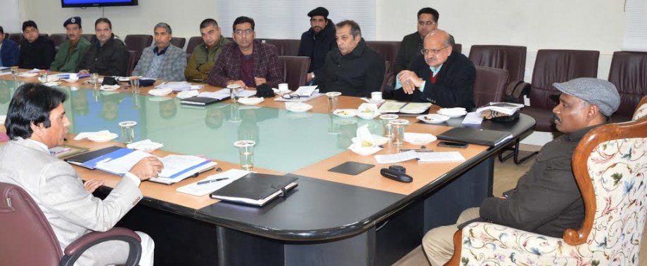 Adopt proactive approach in dealing with weather vagaries: Lt Governor to administration