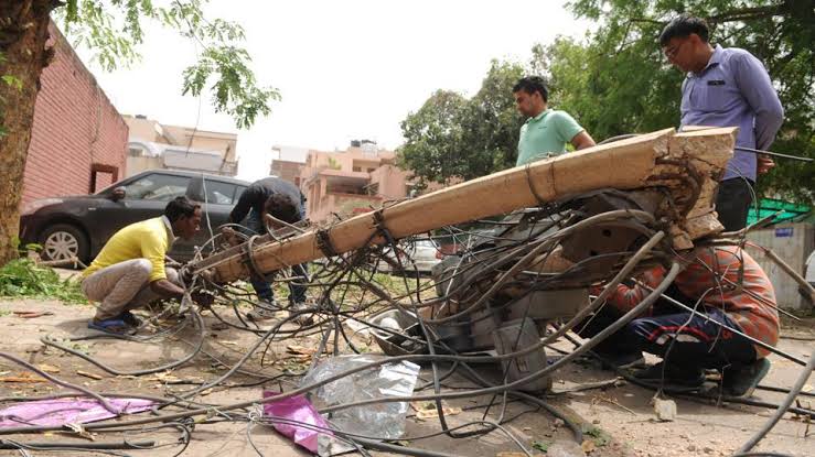 One dead, one injured due to felling of tree as wind storm wreck havoc 