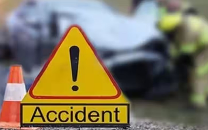 One killed, another injured in road accident in Doda