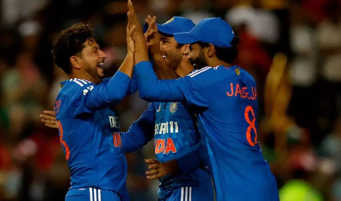 Suryakumar Yadav, Kuldeep star in big win in 3rd T20I; help India level series with South Africa 1-1