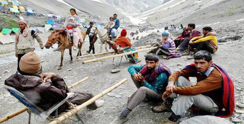 Amarnath Yatra enters day 3, over 11,000 pilgrims complete 'darshan'