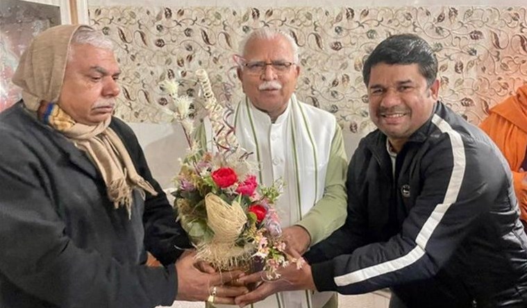 Haryana CM visits Shefali Verma’s home in Rohtak after T20 WC win