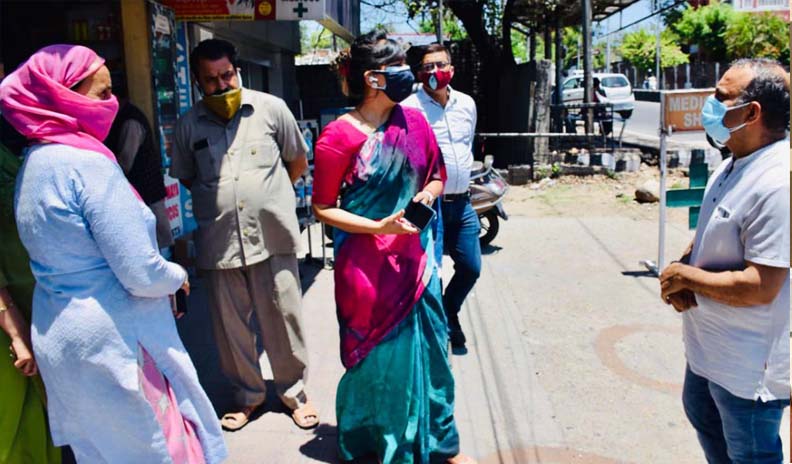 Secretary, Co-operatives Deptt inspects various properties of erstwhile JAKFED at Jammu 