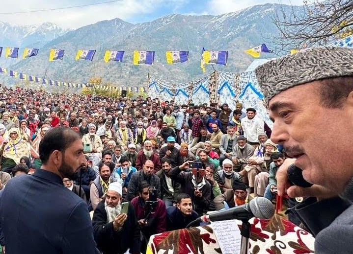 Banihal will be developed as economic power house of J&K: Azad